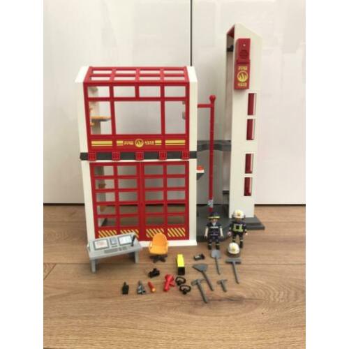 Playmobil 5361 brandweerkazerne met sirene