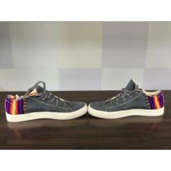 handgemaakte sneakers mt 42