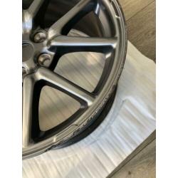 Tesla Model 3 18" aero velg