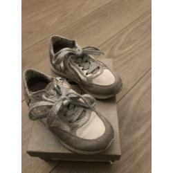 Hip sneakers mt 26