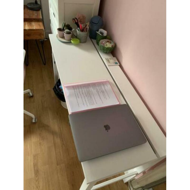 Hemnes bureau wit