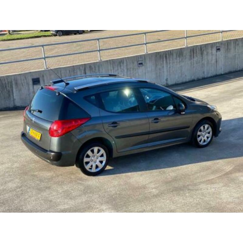 Peugeot 207 SW 1.4 VTi XS Panorama/Airco/Cruise/NAP Zeer Net