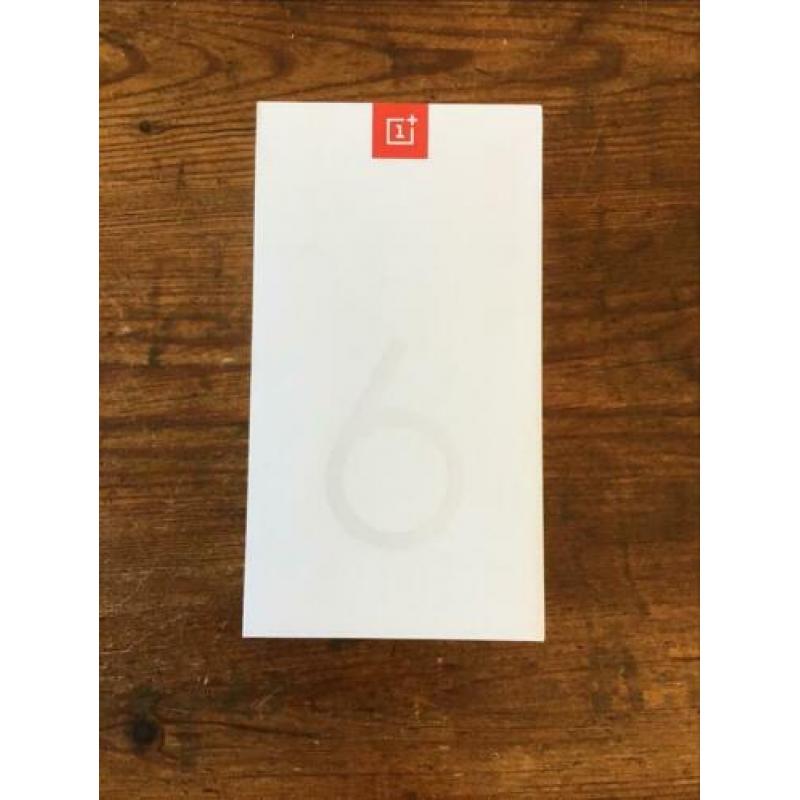 OnePlus 6 8GB 256GB opslag