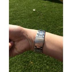 Guess horloge groot zilver wit