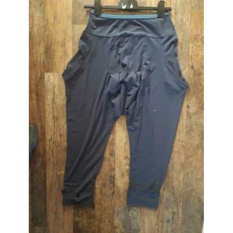 2026 zouave broek yoga blauwe driekwart izgs maat M 38