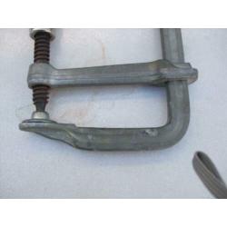 Lijmtang BESSEY.