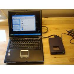 Iomega ZIP 100 + disks + software op Toshiba laptop