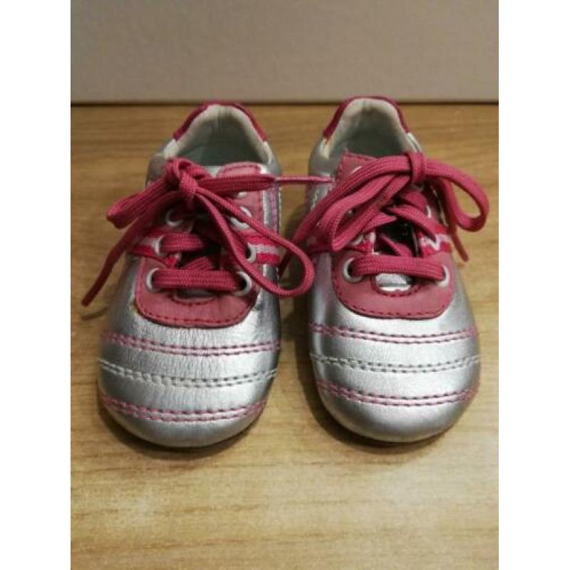 Baby bunnies-zilver/roze/wit-maat 18