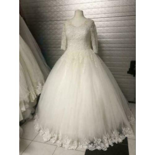 prinses model 44-46-48 maat kant bruidsjurk