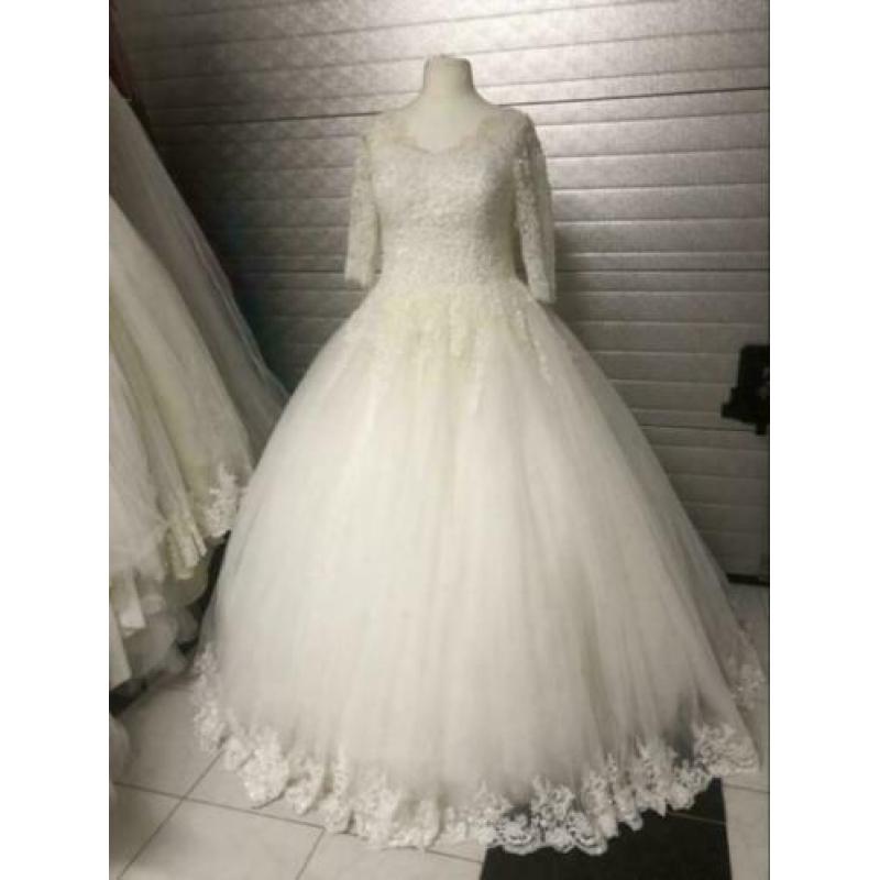 prinses model 44-46-48 maat kant bruidsjurk
