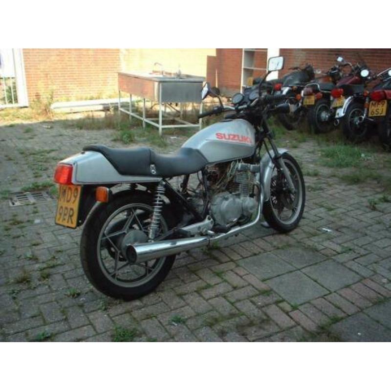 GSX 400 F, GS40XF, 1981 - 1983, Heeel Veeel onderdelen.