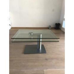 Industriële glazen salontafel!