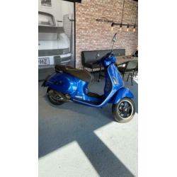 Piaggio Scooter GTS 300 i.e. Super
