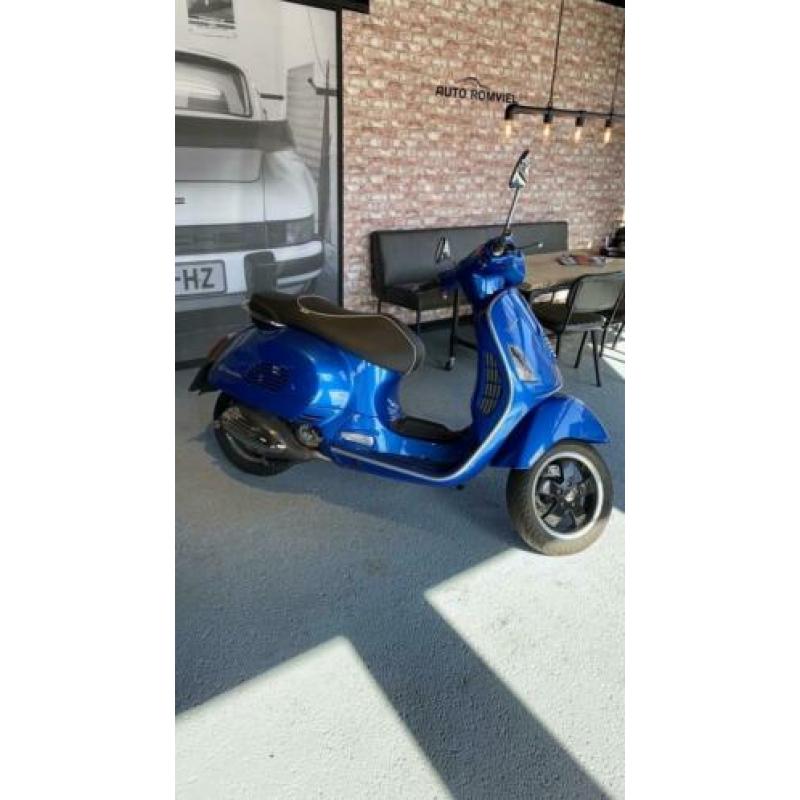 Piaggio Scooter GTS 300 i.e. Super
