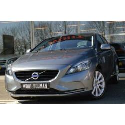 Volvo V40 2.0 T2 Summum Navi Leder Clima Afn.trekh Pdc