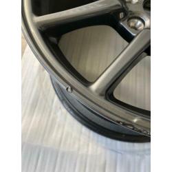 Tesla Model 3 18" aero velg