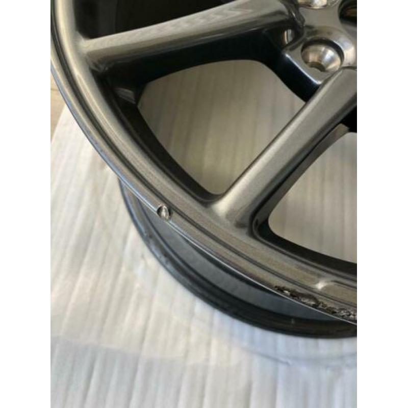 Tesla Model 3 18" aero velg