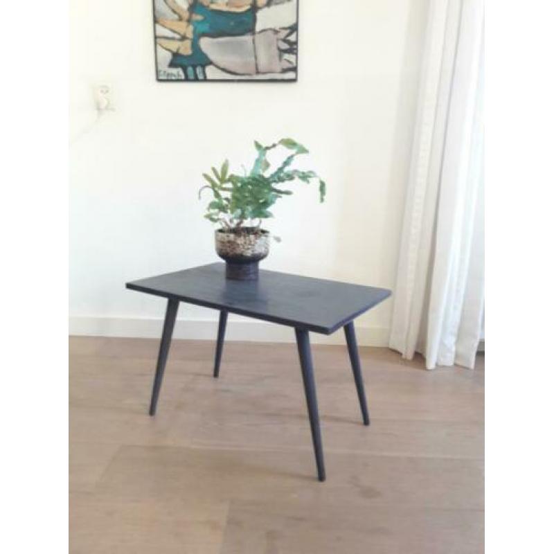 Vintage bijzettafeltje jaren 50/60 hout