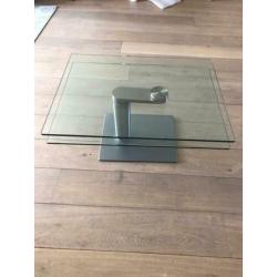 Industriële glazen salontafel!