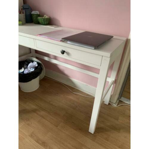 Hemnes bureau wit