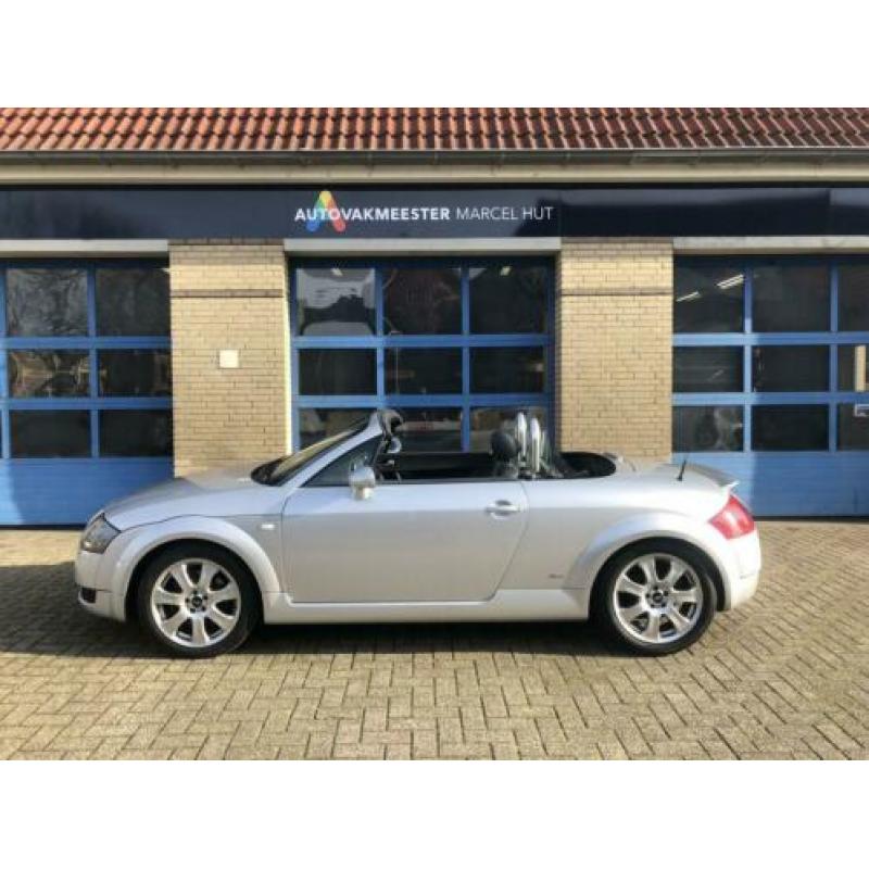 Nette Audi TT 1.8 5V T Roadster Quattro 225pk grijs 6bak