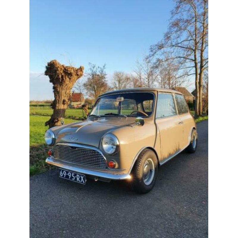 Austin Mini 1000 MK3 1971 gerestaureerd