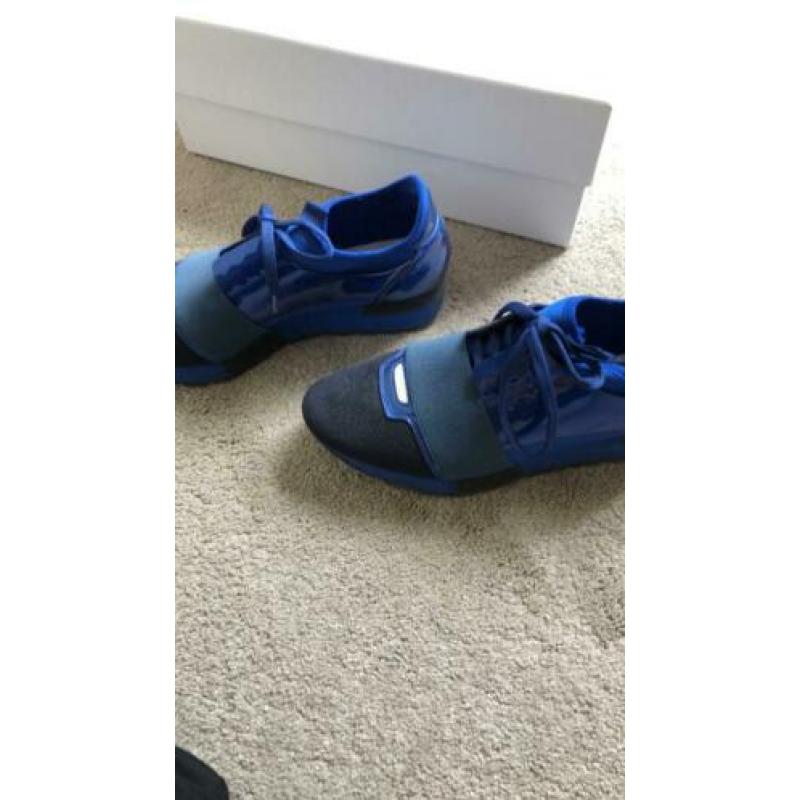 Balenciaga race runner
