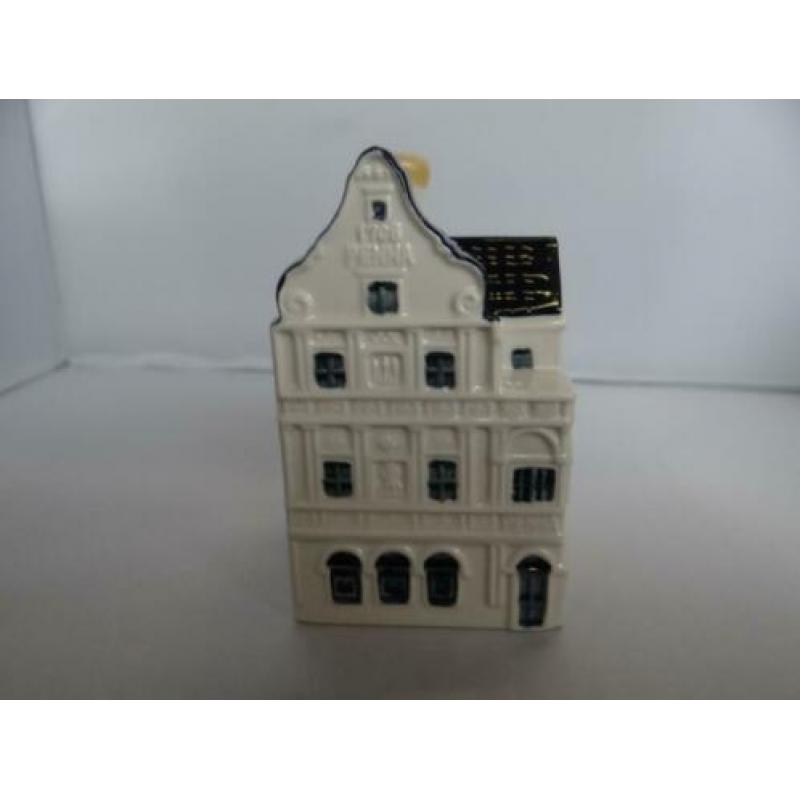 KLM huisje nr.85 Heerenstraat 1, Curaçao / Kringloop Almere