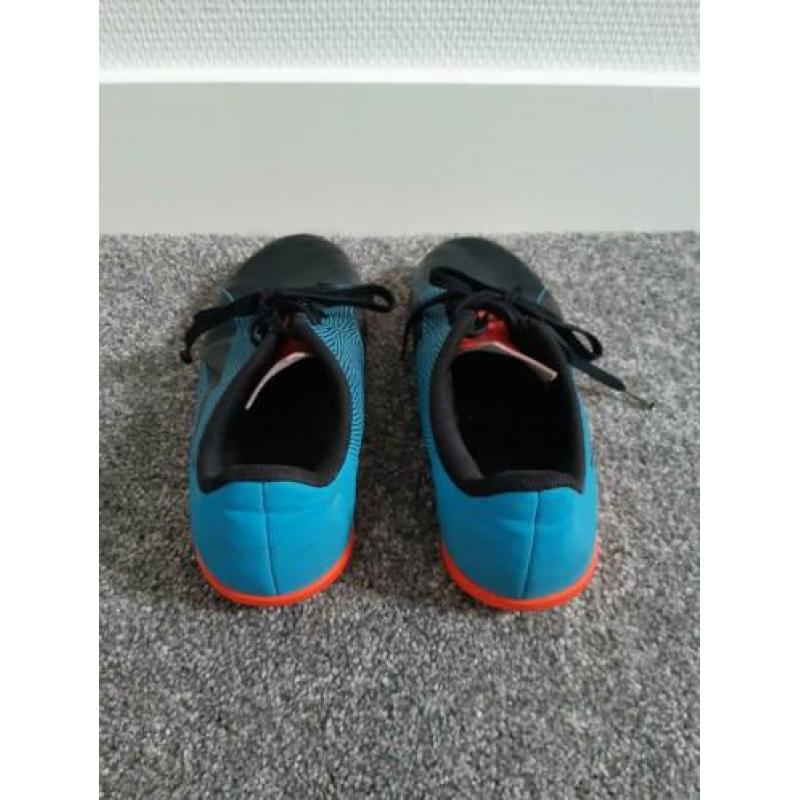 Puma maat 36
