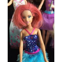 7 mooie Barbie s