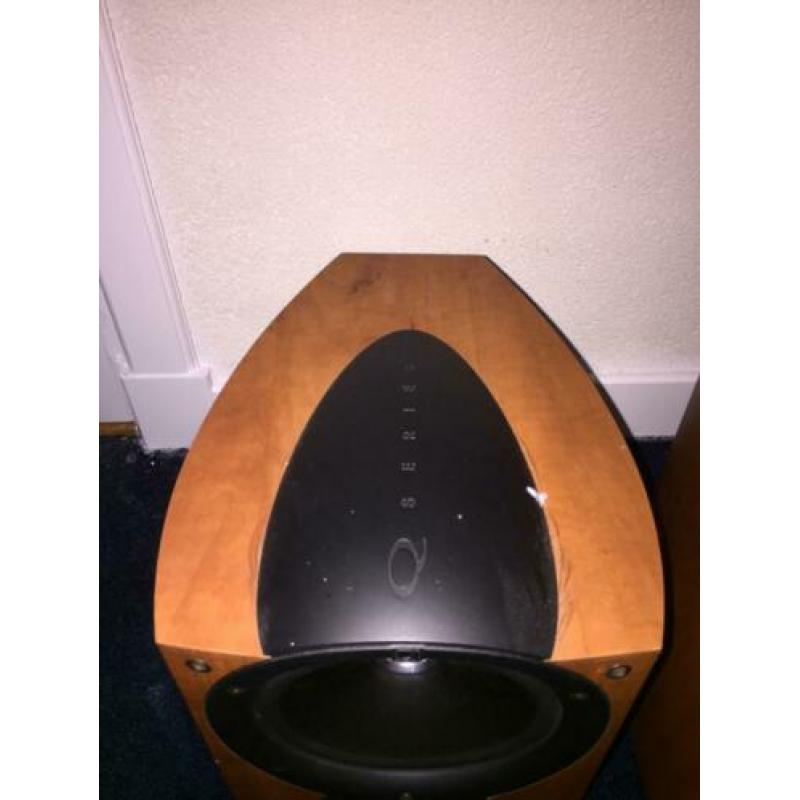 Kef Set | Q7 | Q9c | Q1 Dark Apple Surround set