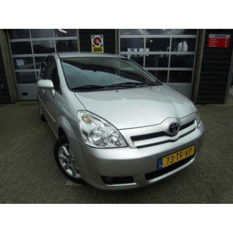 Toyota Verso 1.8 VVT-i Dynamic