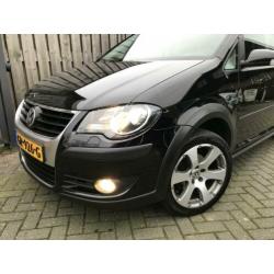 Volkswagen Touran 1.4 TSI 141 PK H6 Cross Clima, Stoelverwar