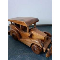 Houten auto 1