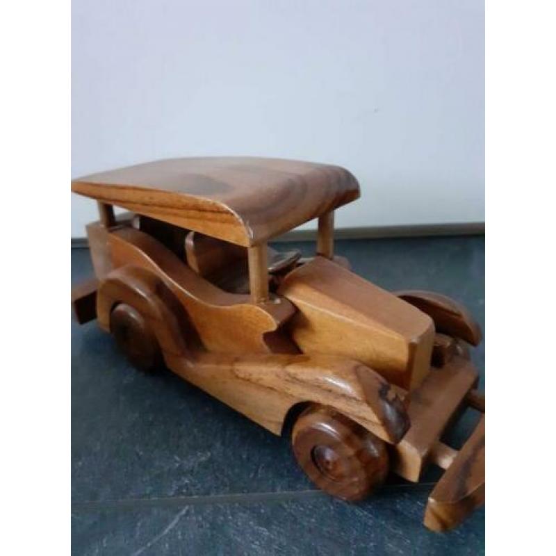 Houten auto 1