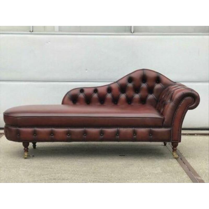Engelse Chesterfield chaise longue