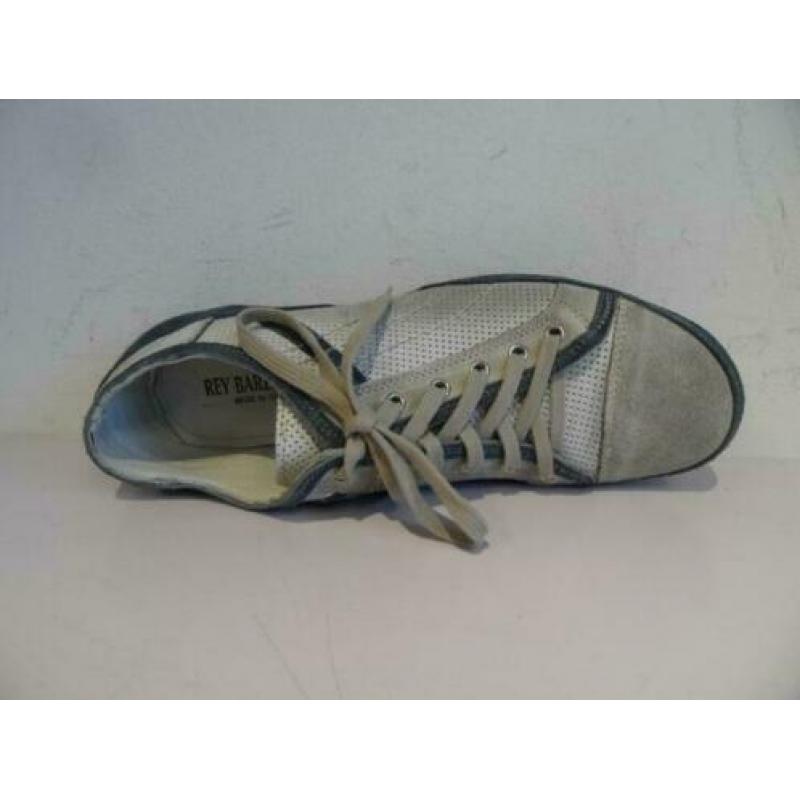 Sportieve grijze sneakers 44