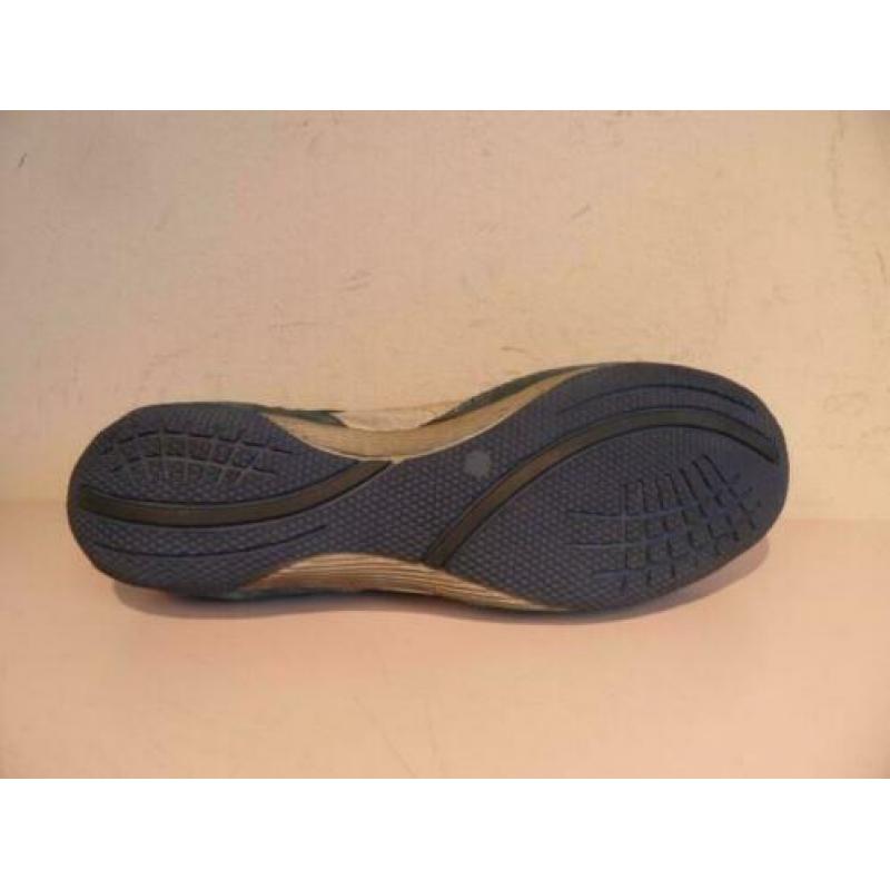 Sportieve grijze sneakers 44