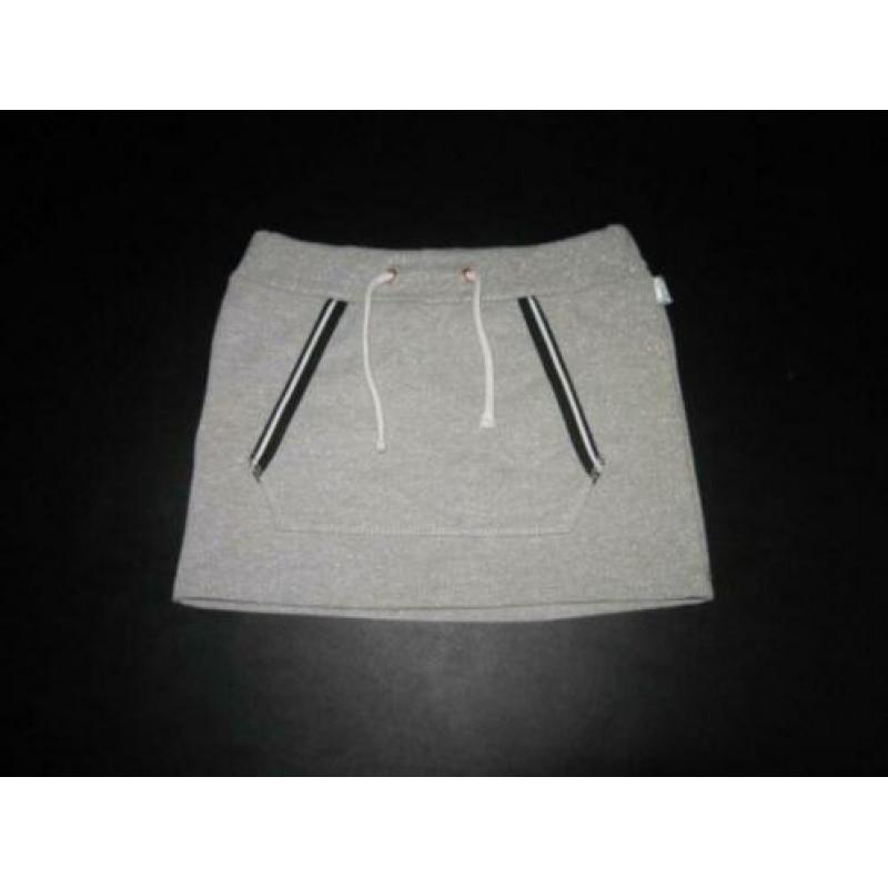 Super gaaf zilver glitter NAME IT sweat rokje maat 6/116.