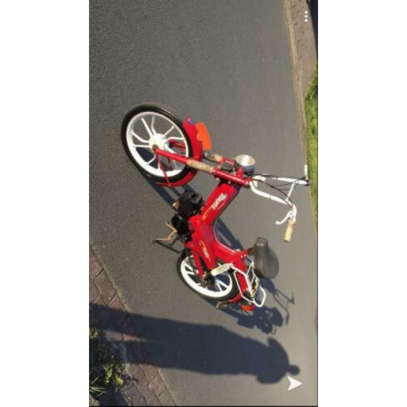 Tomos snor zo goed als nieuw
