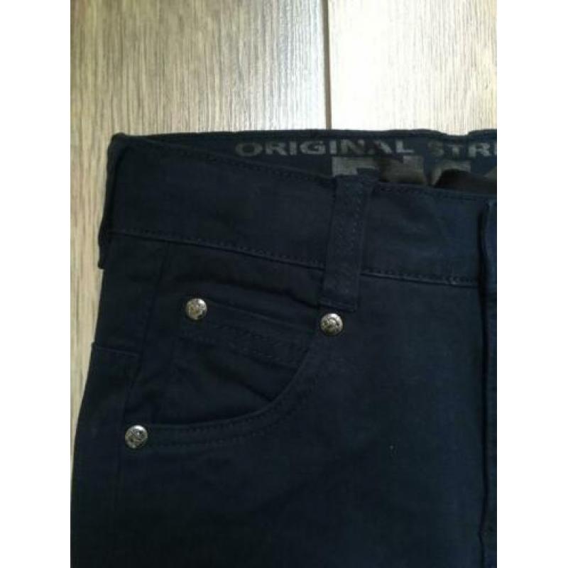 Nieuw merk DWG maat 140 broek blauw