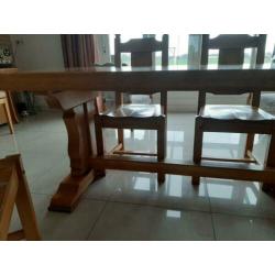 Massief eiken Salontafel, Kamertafel, 4 stoelen.