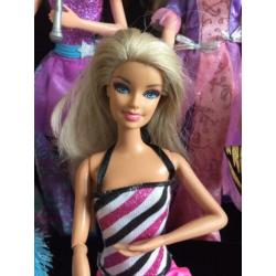 7 mooie Barbie s