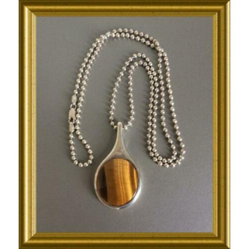 Mooie grote zilveren hanger aan ketting: tijgeroog