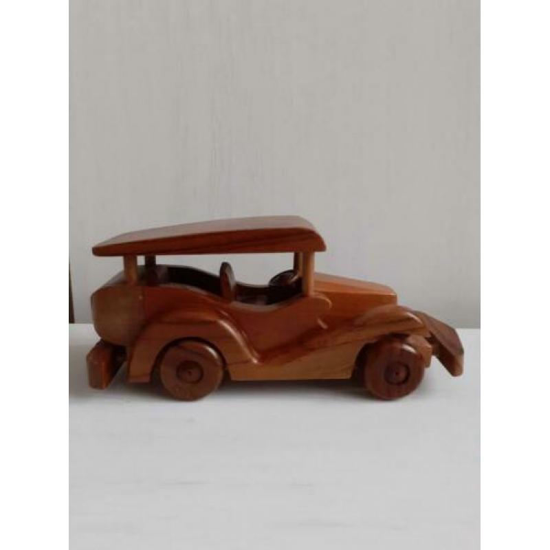Houten auto 1