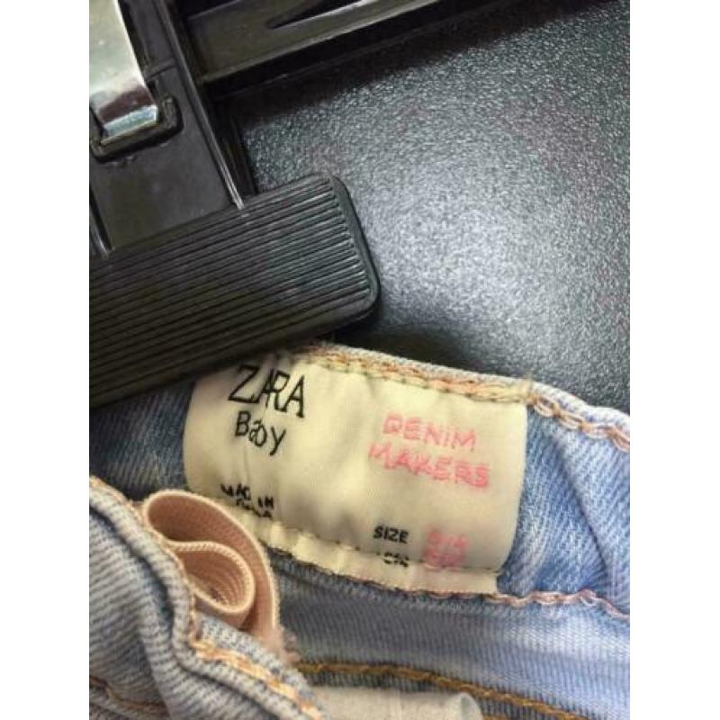 Zara skinny jeans, maat: 104
