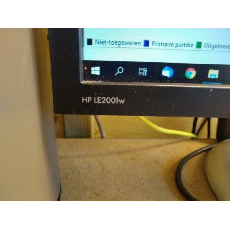 Pc set met asus moederbord Quad core, 8 GB Ram en 64 ssd &