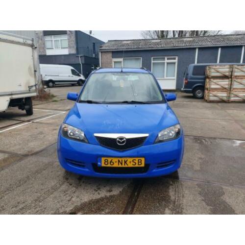 Mazda 2 1.4 16V 80pk 2003 Blauw
