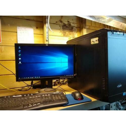 Pc set met asus moederbord Quad core, 8 GB Ram en 64 ssd &