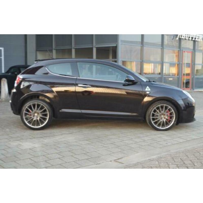 Alfa Romeo MITO QV 170PK nieuwe apk, navi, clima nette staat